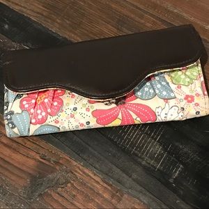 Thirty-one wallet Boho style flowers
